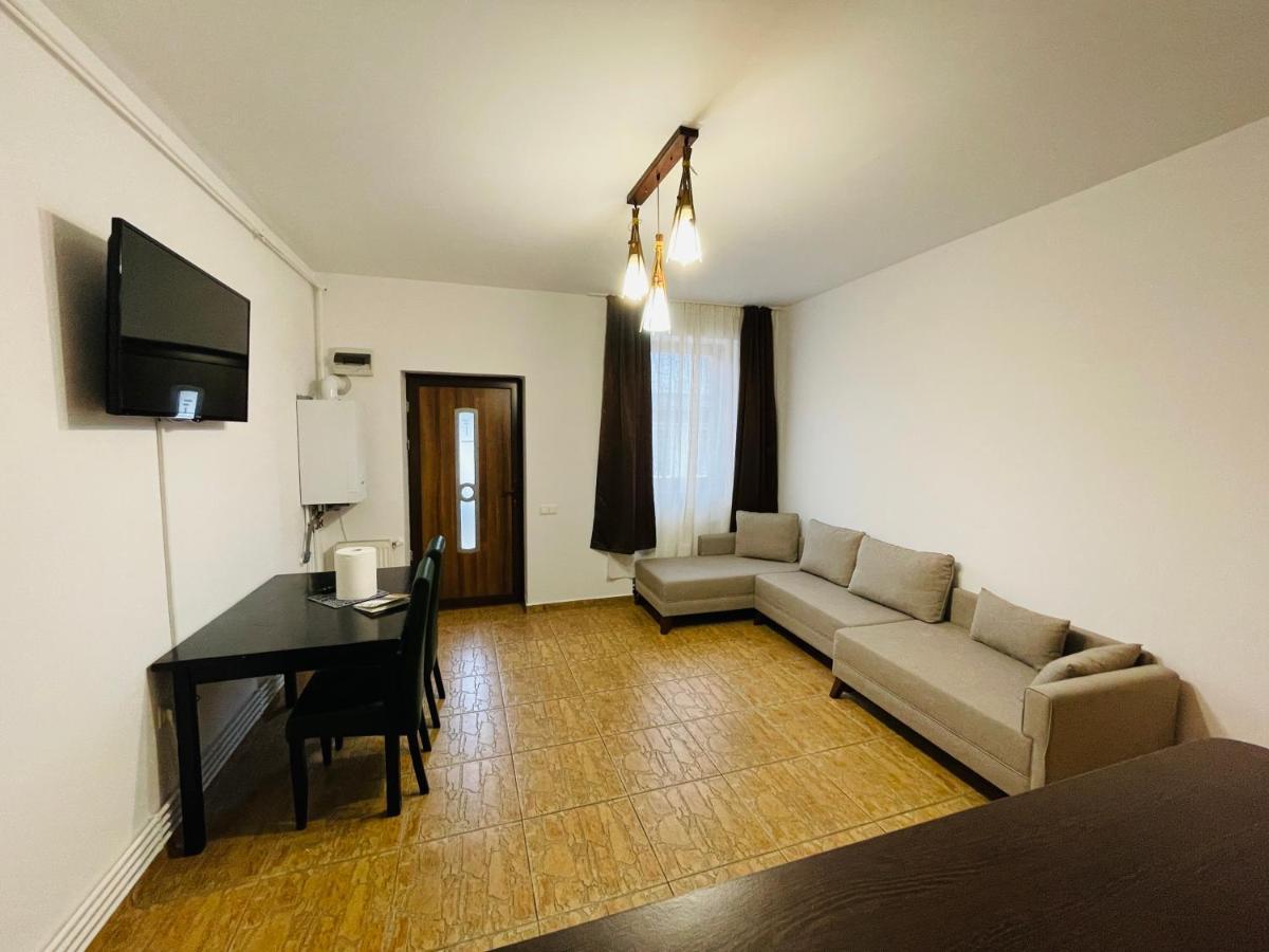 דירות בראשוב Casa Cu Balcon מראה חיצוני תמונה