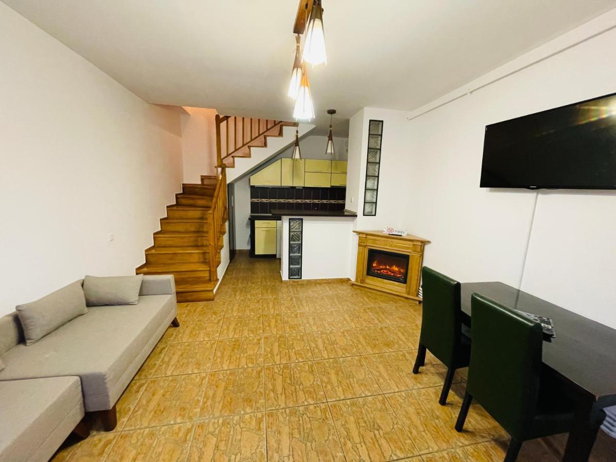 דירות בראשוב Casa Cu Balcon מראה חיצוני תמונה