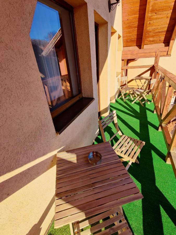 דירות בראשוב Casa Cu Balcon מראה חיצוני תמונה